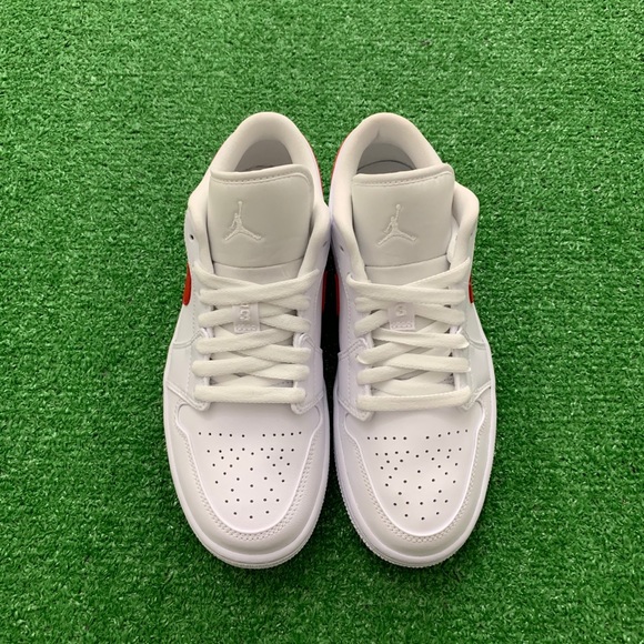 -Edm-
🥤*NEW* Air Jordan 1 Low “White University Red”(W) - Picture 3 of 10